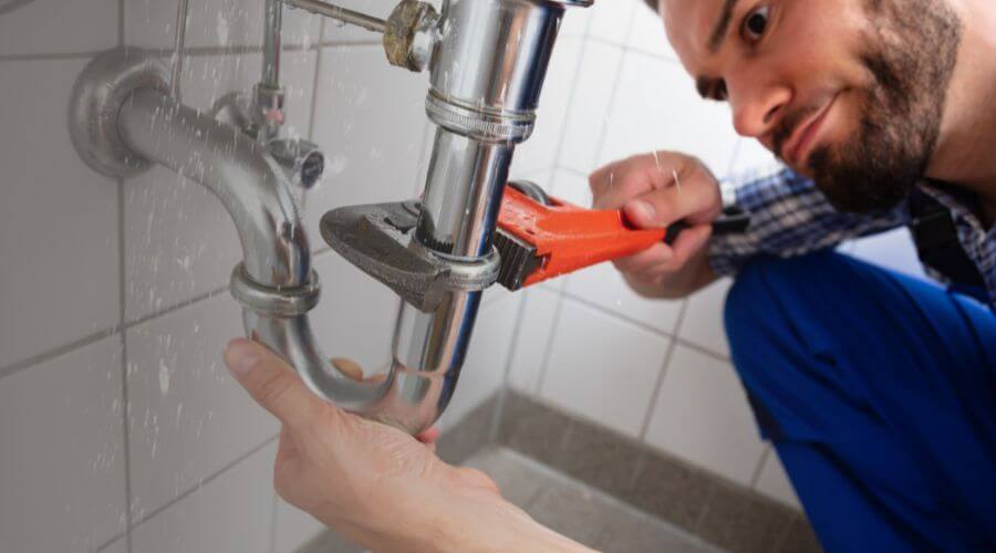 Professional same day plumber services in McHenry, MS
